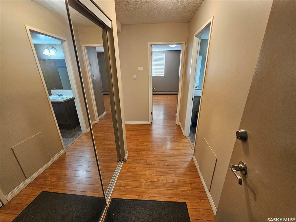 Property Photo:  1223 7th Avenue N 102  SK S7K 2W1 