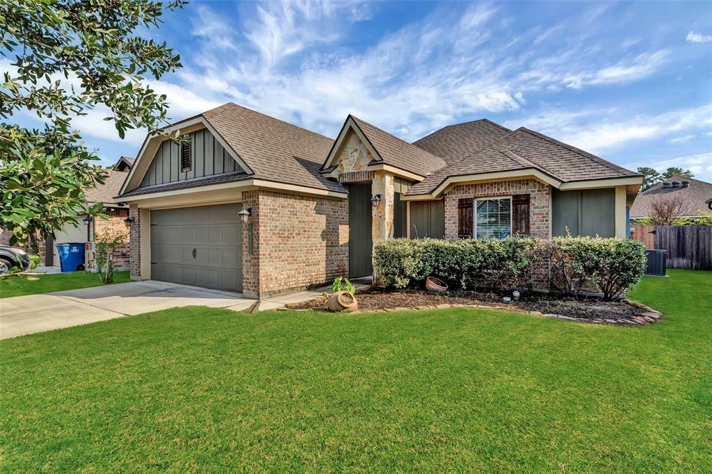 Property Photo:  14350 South Summerchase Circle  TX 77318 