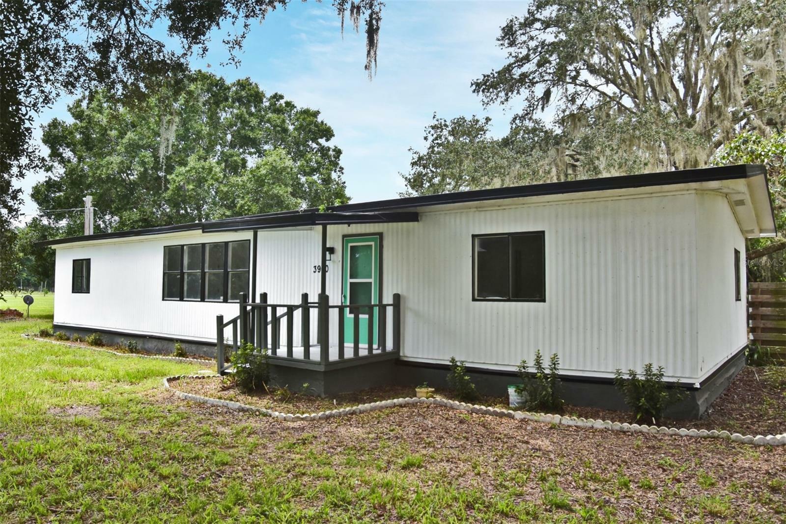 Property Photo:  3900 Packard Avenue  FL 34772 