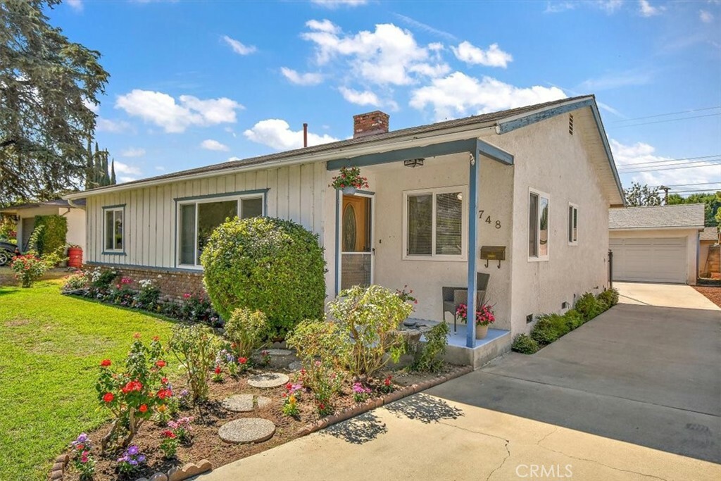 Property Photo:  748 W Dalton Street  CA 91741 