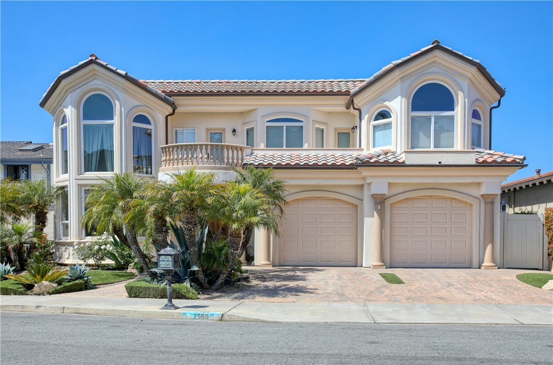 Property Photo:  2569 Spyglass Drive  CA 93449 