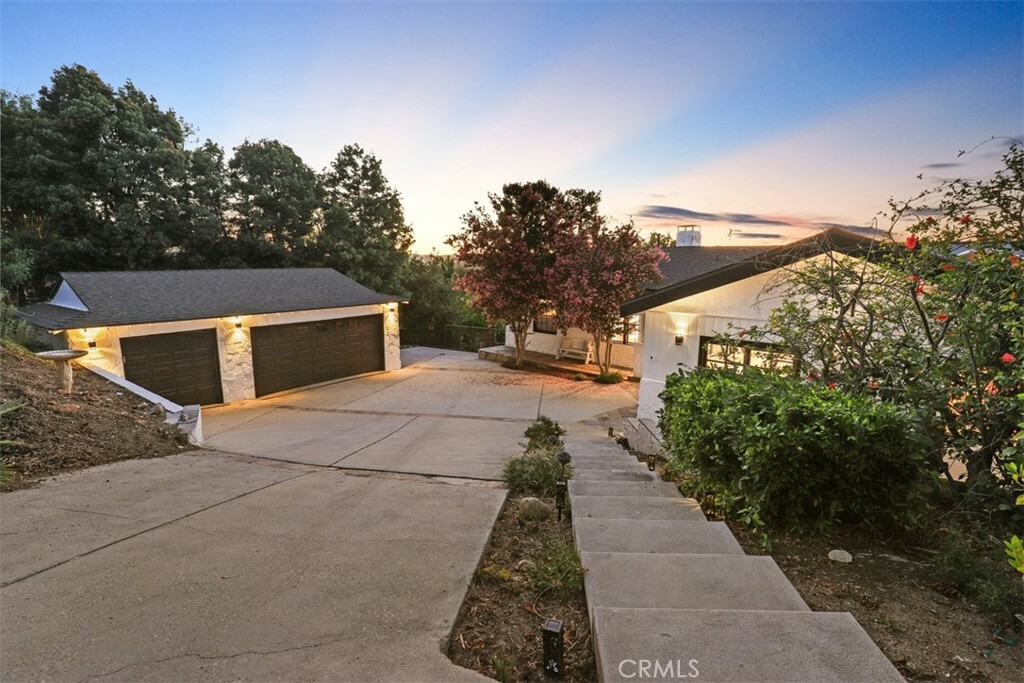 Property Photo:  22641 Macfarlane Drive  CA 91364 