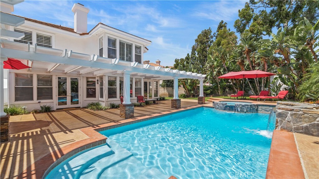 Property Photo: 2221 Ventia CA 92782