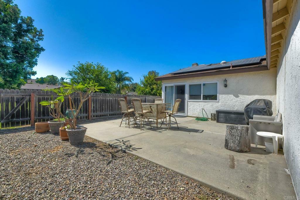 Property Photo:  569 Prado Verde  CA 92069 