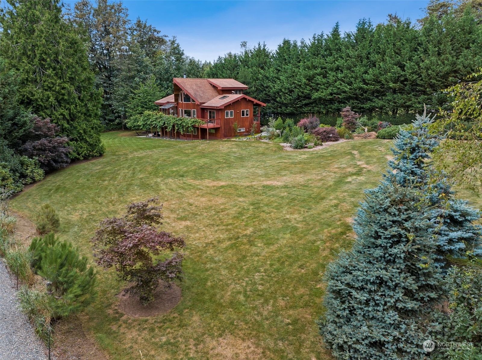 Property Photo:  14703 269 Avenue SE  WA 98027 