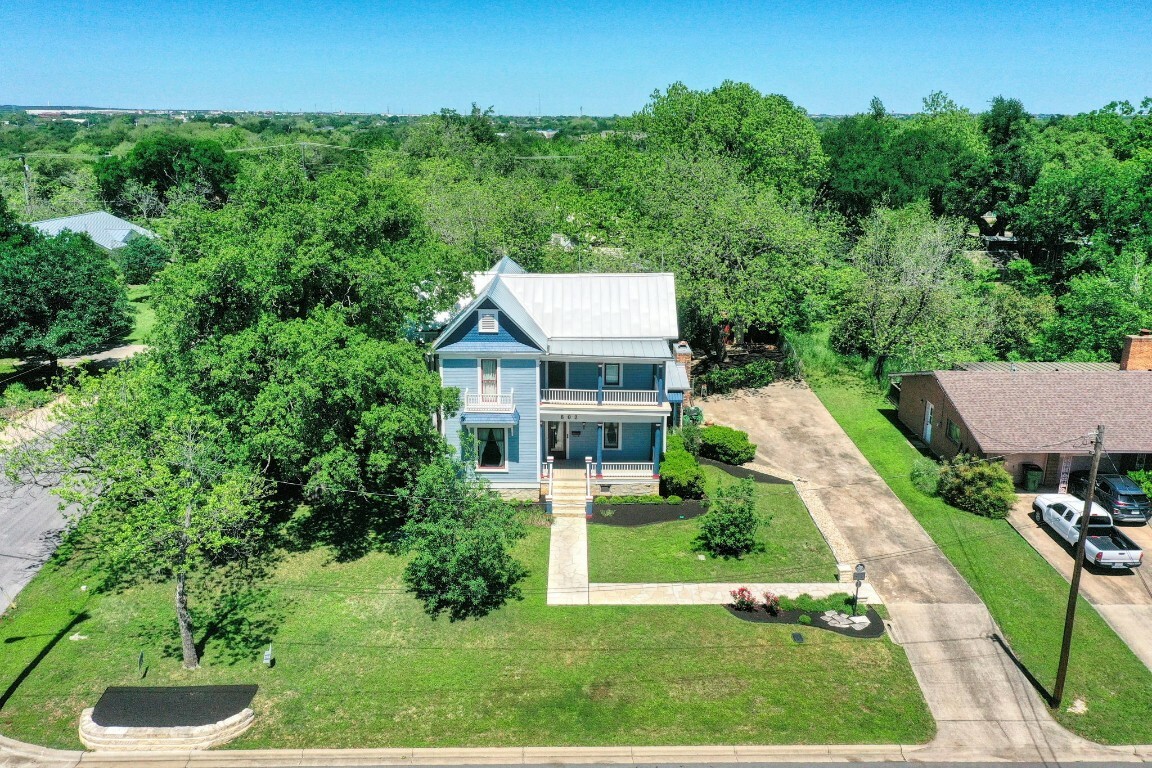 Property Photo:  602 E Liberty Avenue  TX 78664 