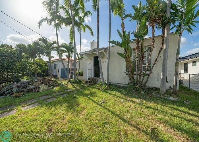 Property Photo:  3471 SW 24th St  FL 33145 