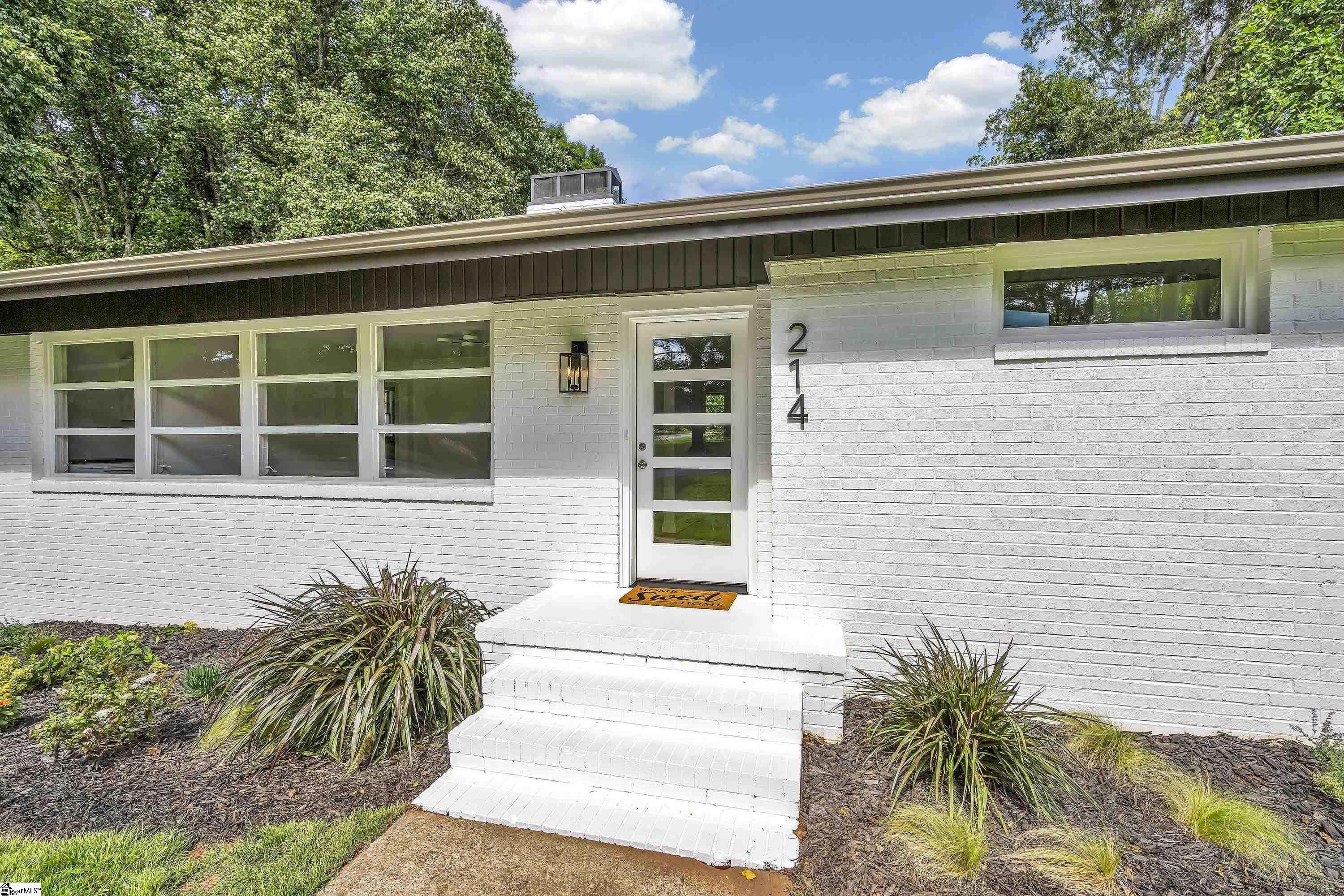 Property Photo:  214 Holmes Drive  SC 29609 