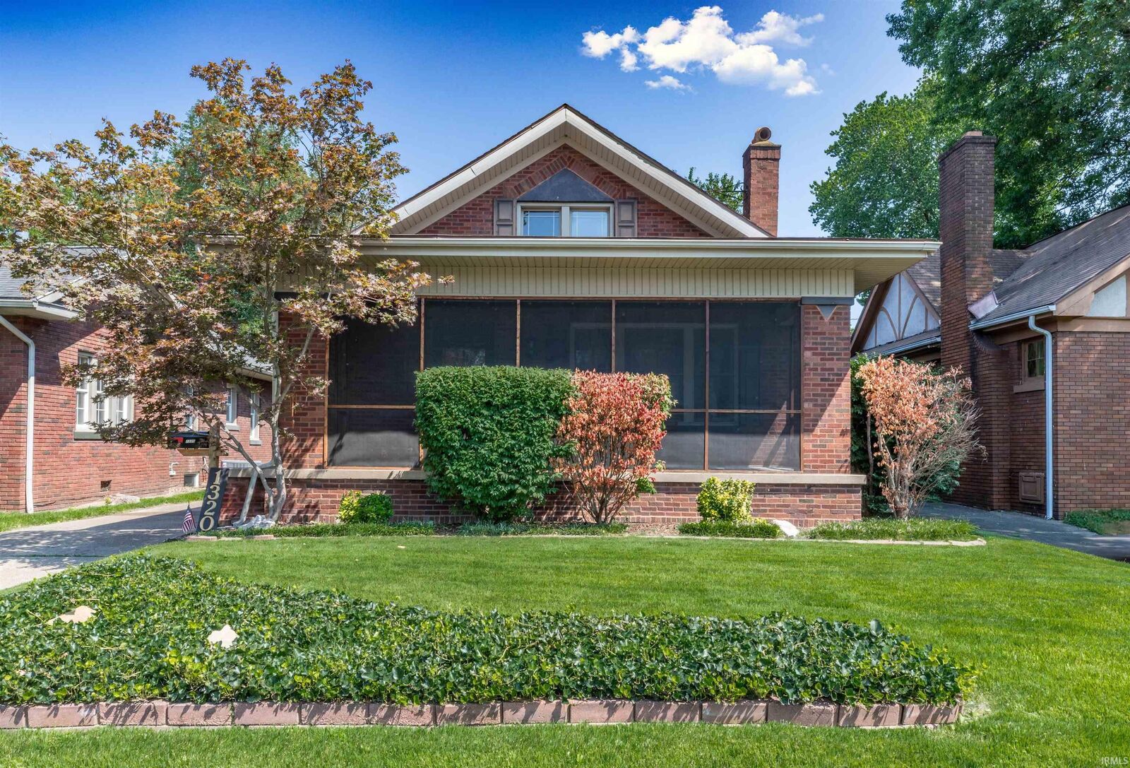 Property Photo:  1320 Bayard Park Drive  IN 47714 