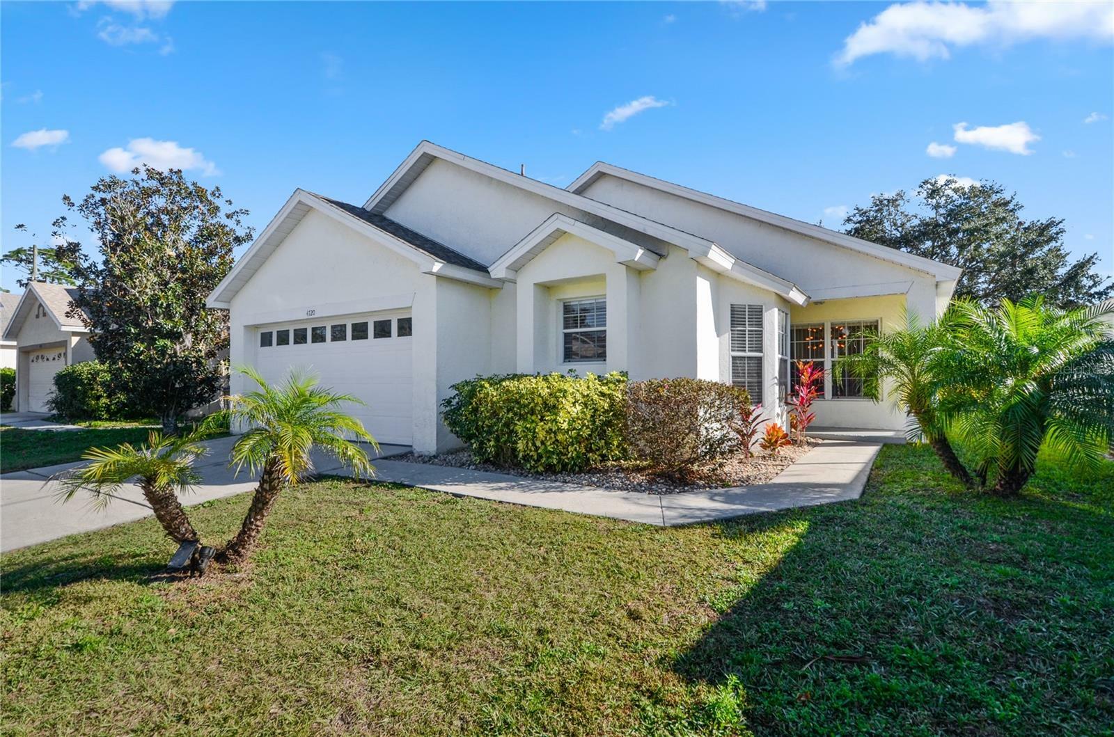 Property Photo:  4720 Prairie Point Boulevard  FL 34746 