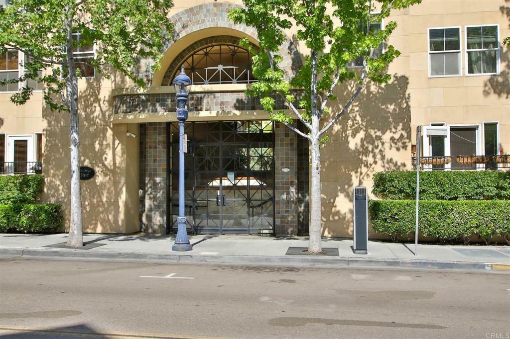 Property Photo:  301 W G Street 442  CA 92101 