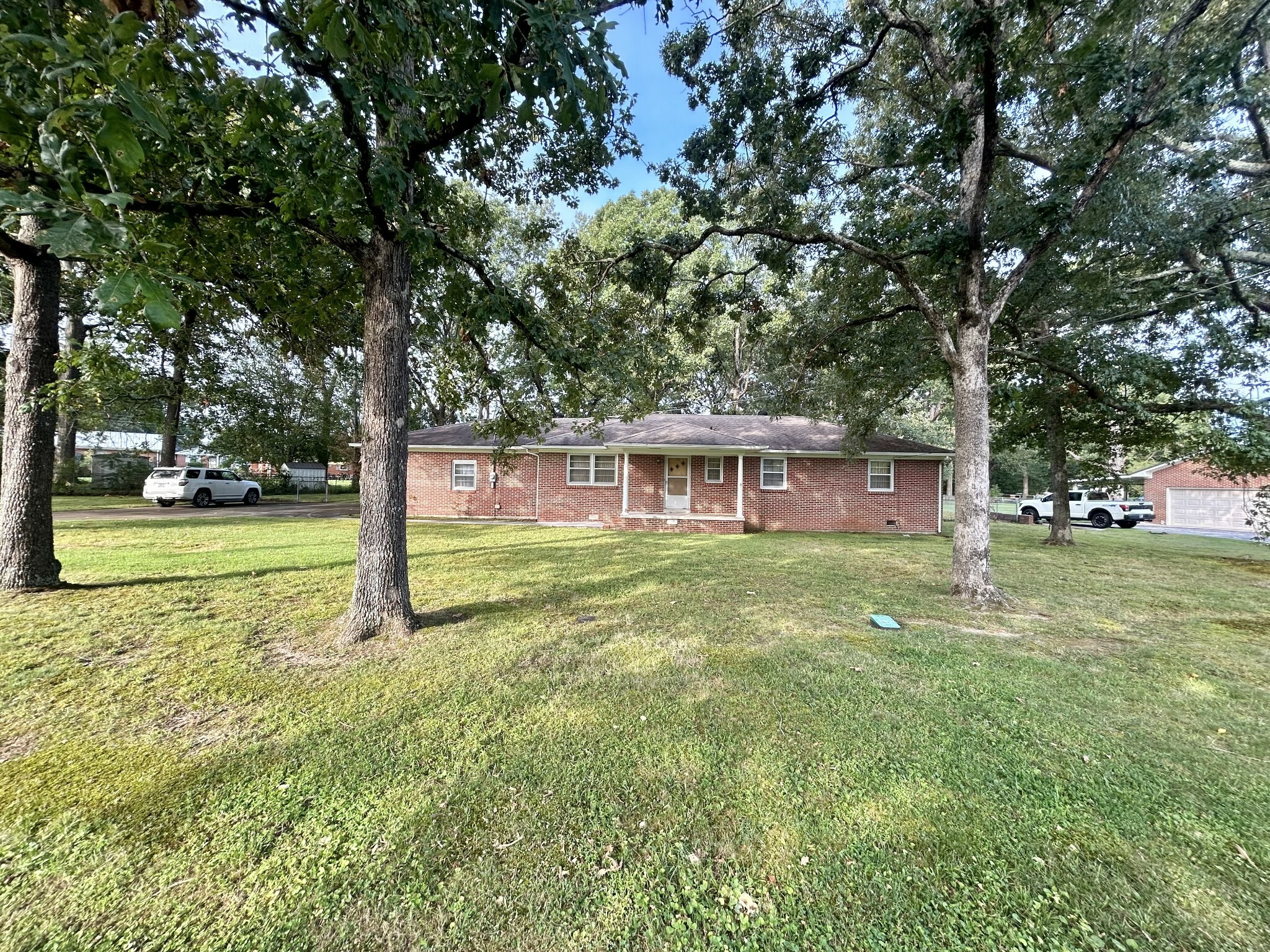 Property Photo:  802 Lowry St  TN 37355 