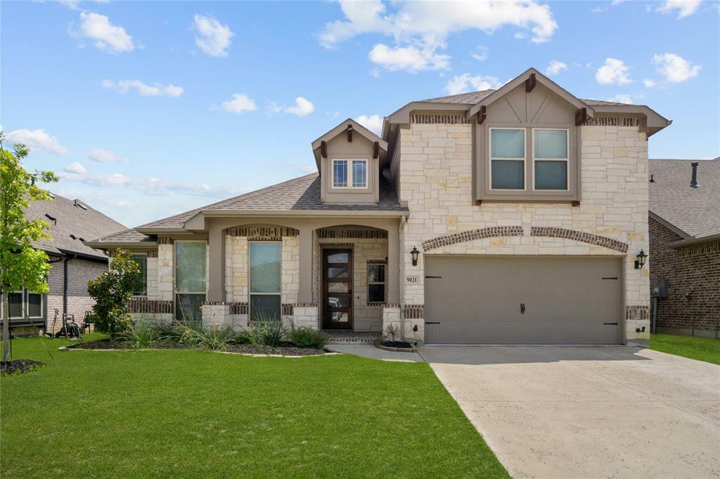 Property Photo:  9021 Amistad Lane  TX 76226 