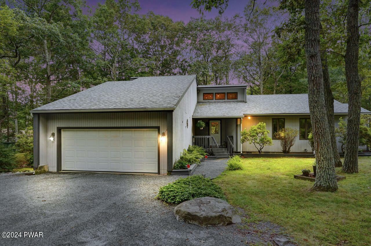 Property Photo:  141 Maple Ridge Drive  PA 18328 