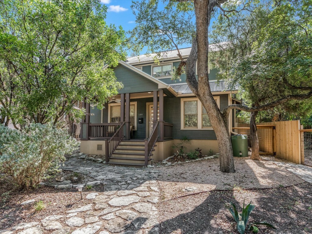 Property Photo:  1709 S 6th Street 1  TX 78704 