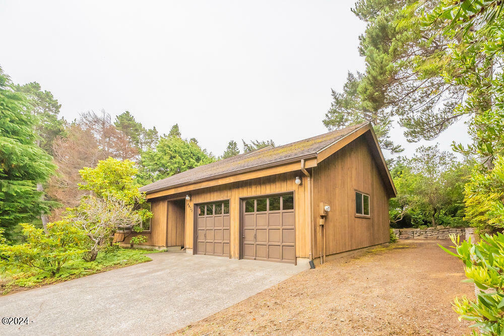 Property Photo:  4435 Jack Pine Ave  OR 97341 