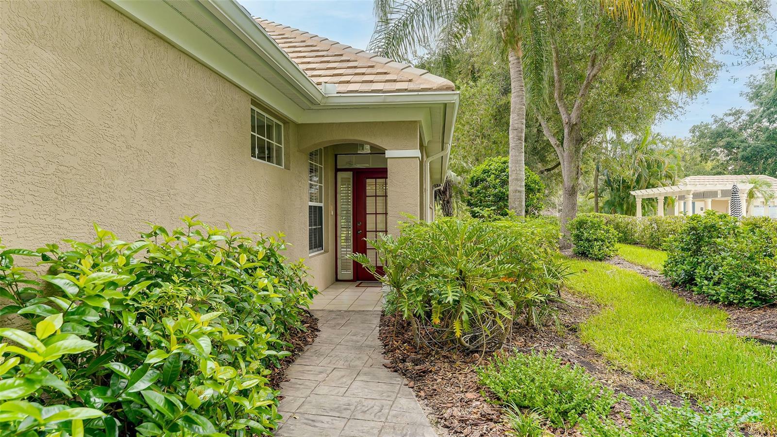 Property Photo:  6715 Pebble Beach Way  FL 34202 