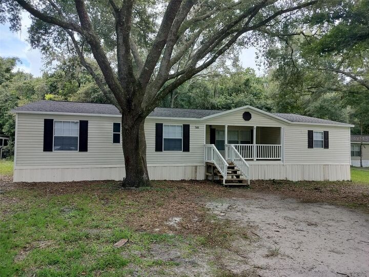 Property Photo:  7405 Timber Crest Lane  FL 33540 