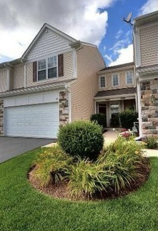 Property Photo:  115 Harvest Court 115  IL 60020 