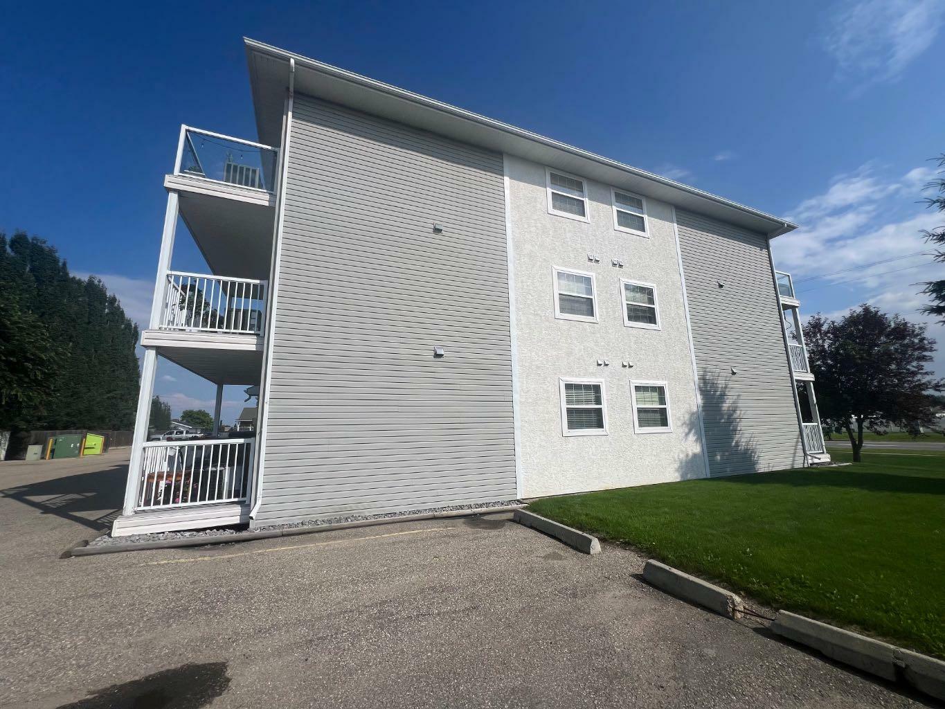 Property Photo:  4330A 55 Avenue 303  AB T7S 0B4 