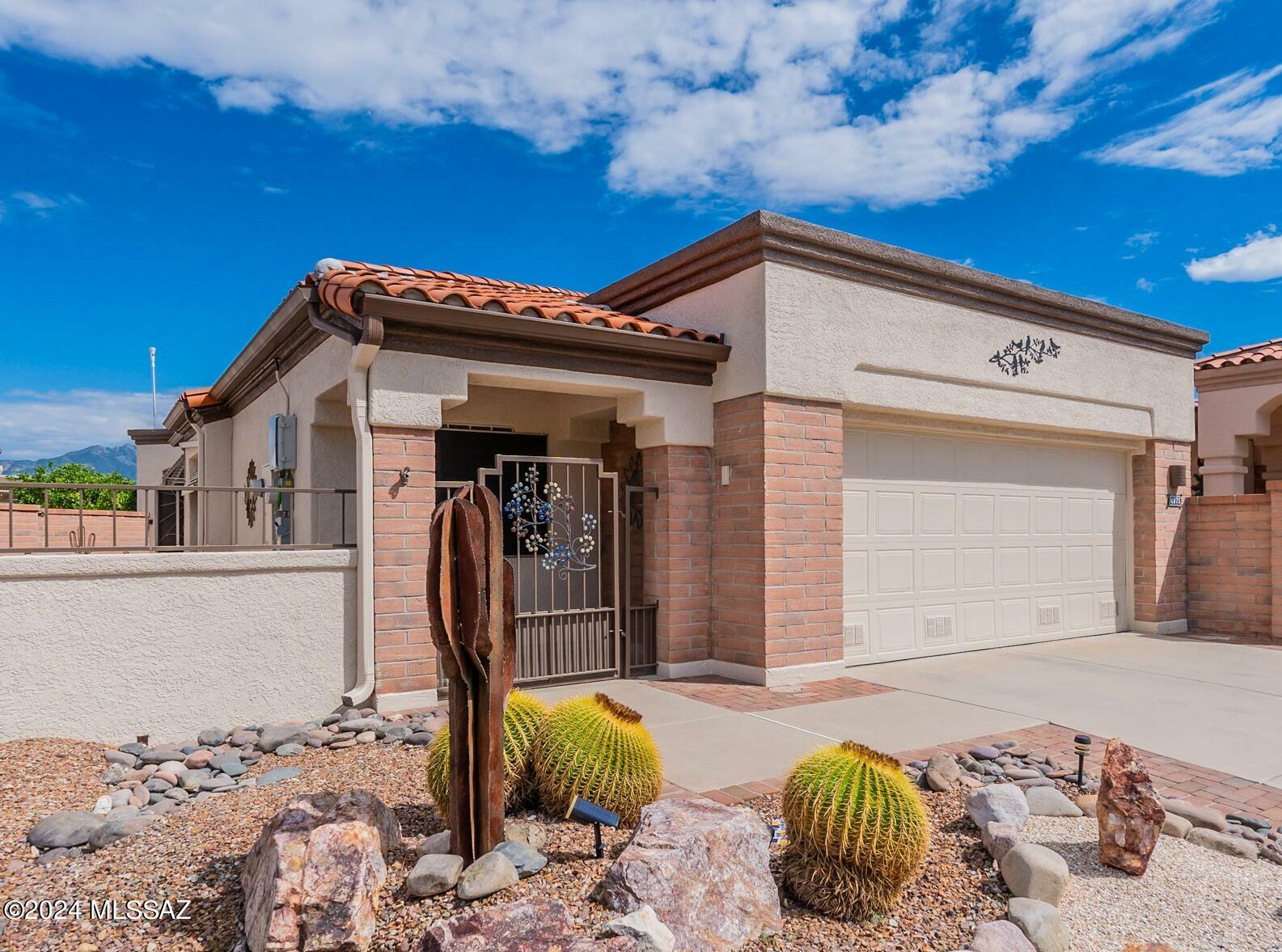 Property Photo:  4975 S Gloria View Court  AZ 85622 