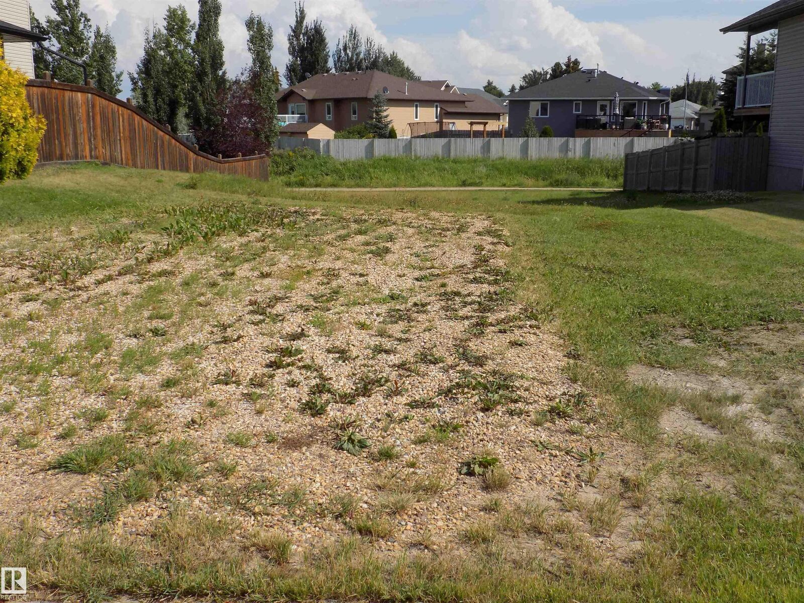 Property Photo:  125 Cypress Drive  AB T9A 1K6 