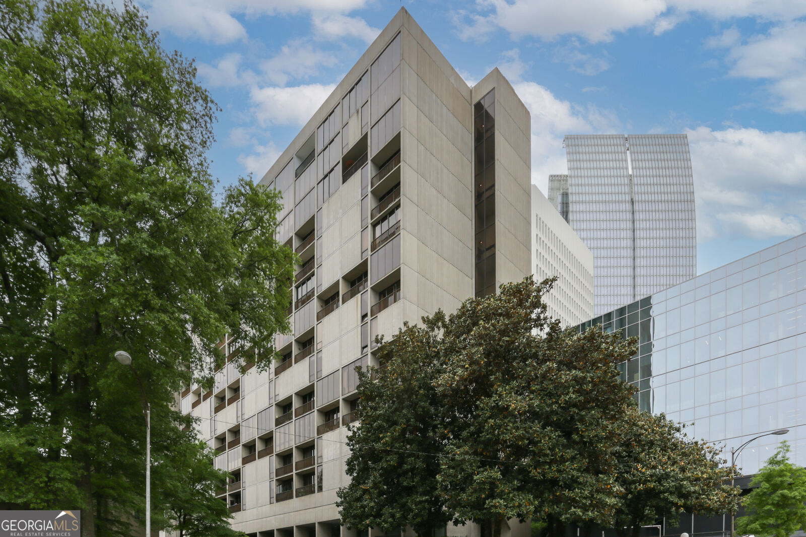 Property Photo:  145 15th Street NE Apt 1401  GA 30309 