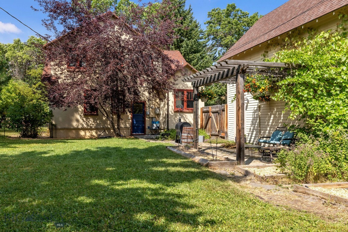 Property Photo:  1014 S 6th Street  MT 59715 