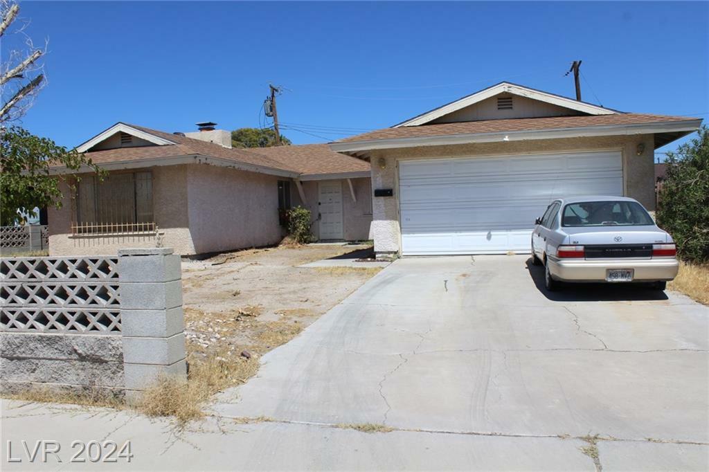 Property Photo:  4208 Esmeralda Avenue  NV 89102 