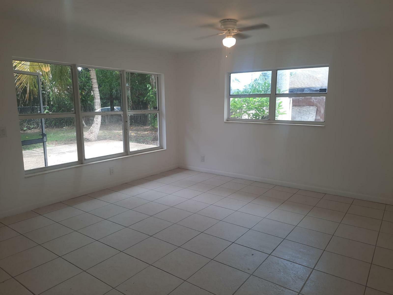 Property Photo:  454 NW 13 Drive  FL 33486 