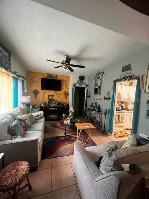 Property Photo:  266 S Oxalis Drive  FL 32807 