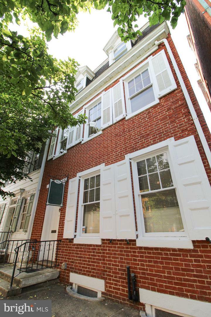 Property Photo:  262 E Market Street  PA 17403 