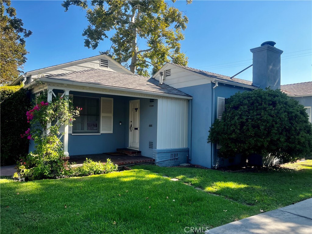 Property Photo: 4338 Cahuenga Boulevard CA 91602