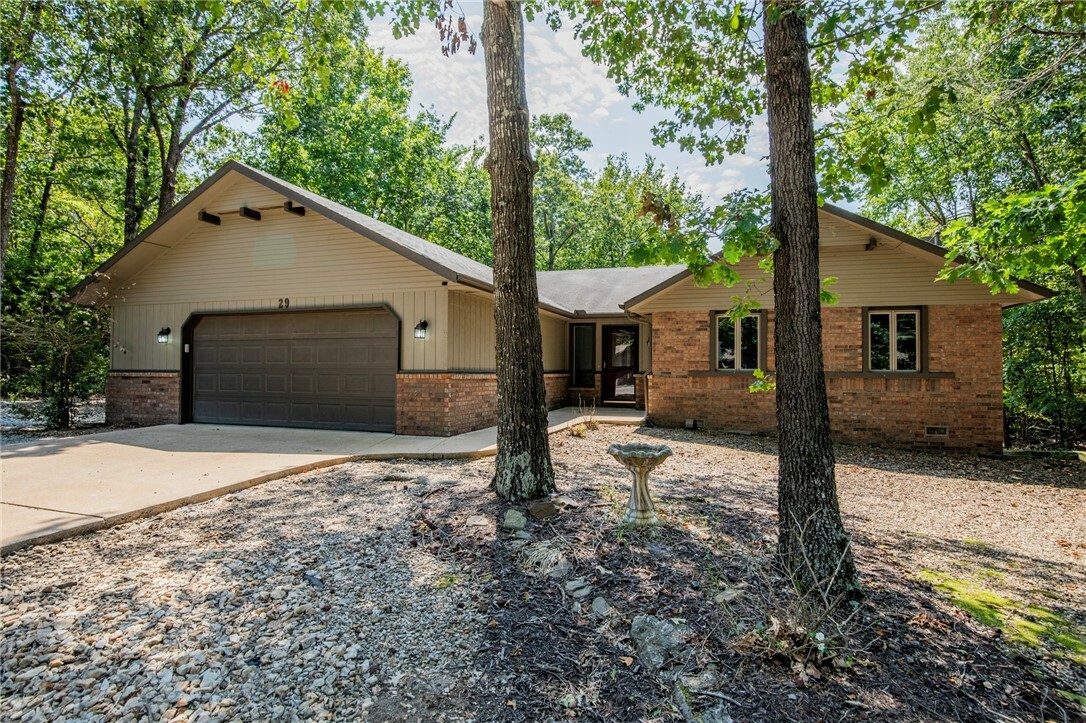 Property Photo: 29 Dulverton Drive AR 72715
