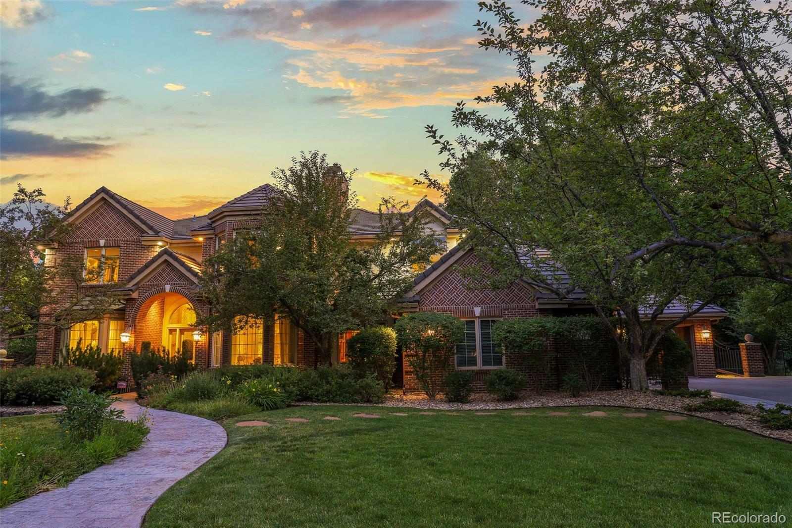Property Photo:  9 Covington Drive  CO 80113 