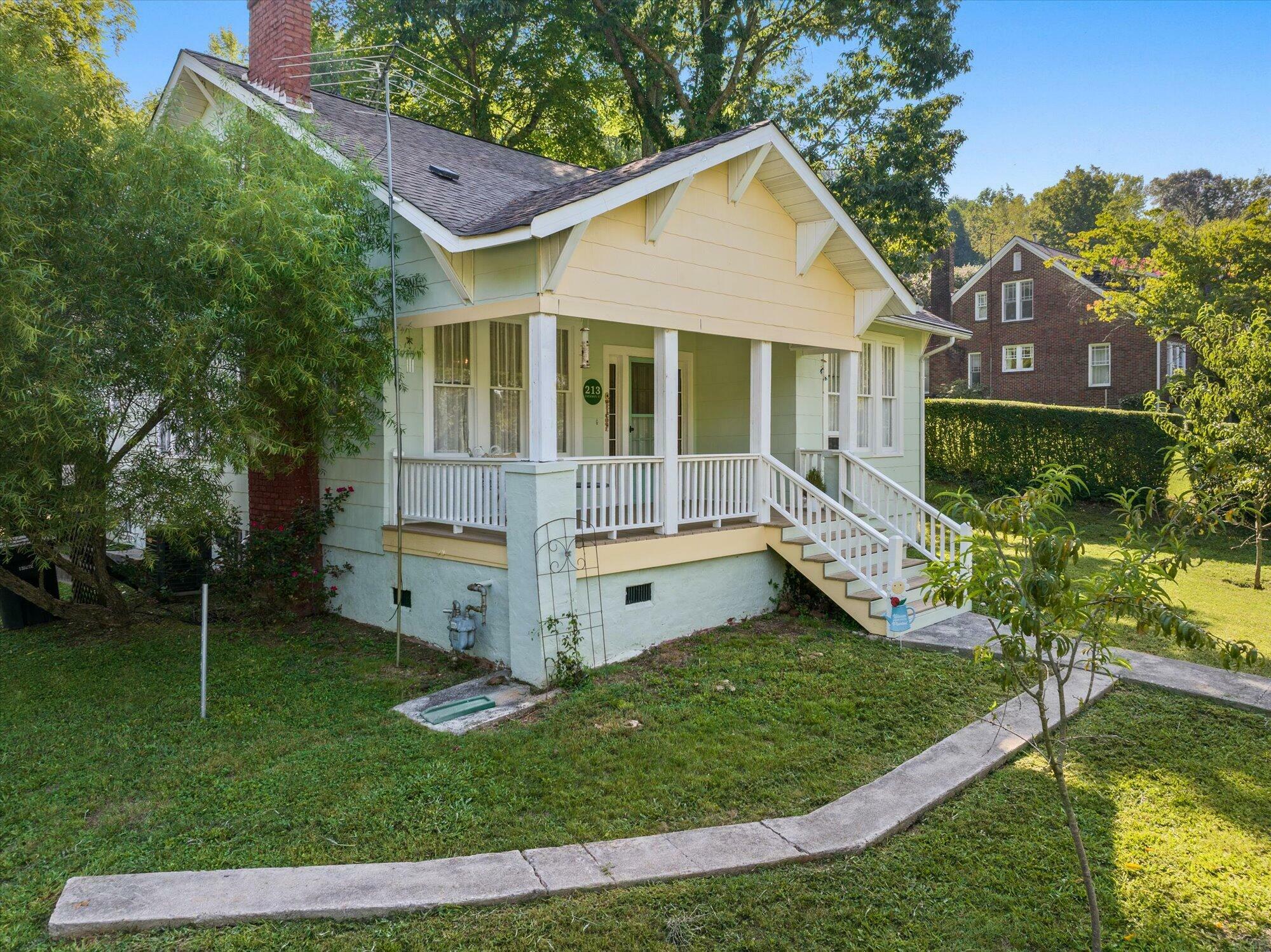 Property Photo:  213 S Jackson Street  TN 37303 