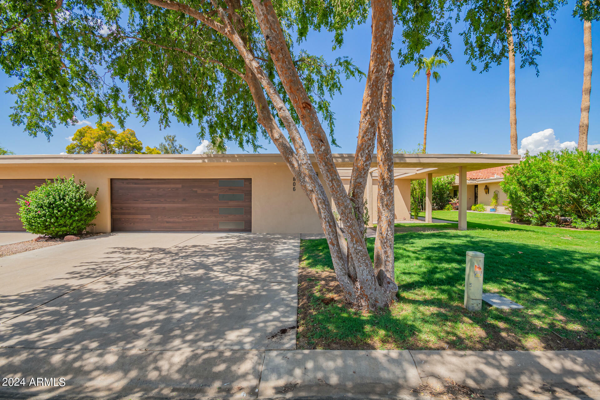 Property Photo:  7806 E San Carlos Road  AZ 85258 