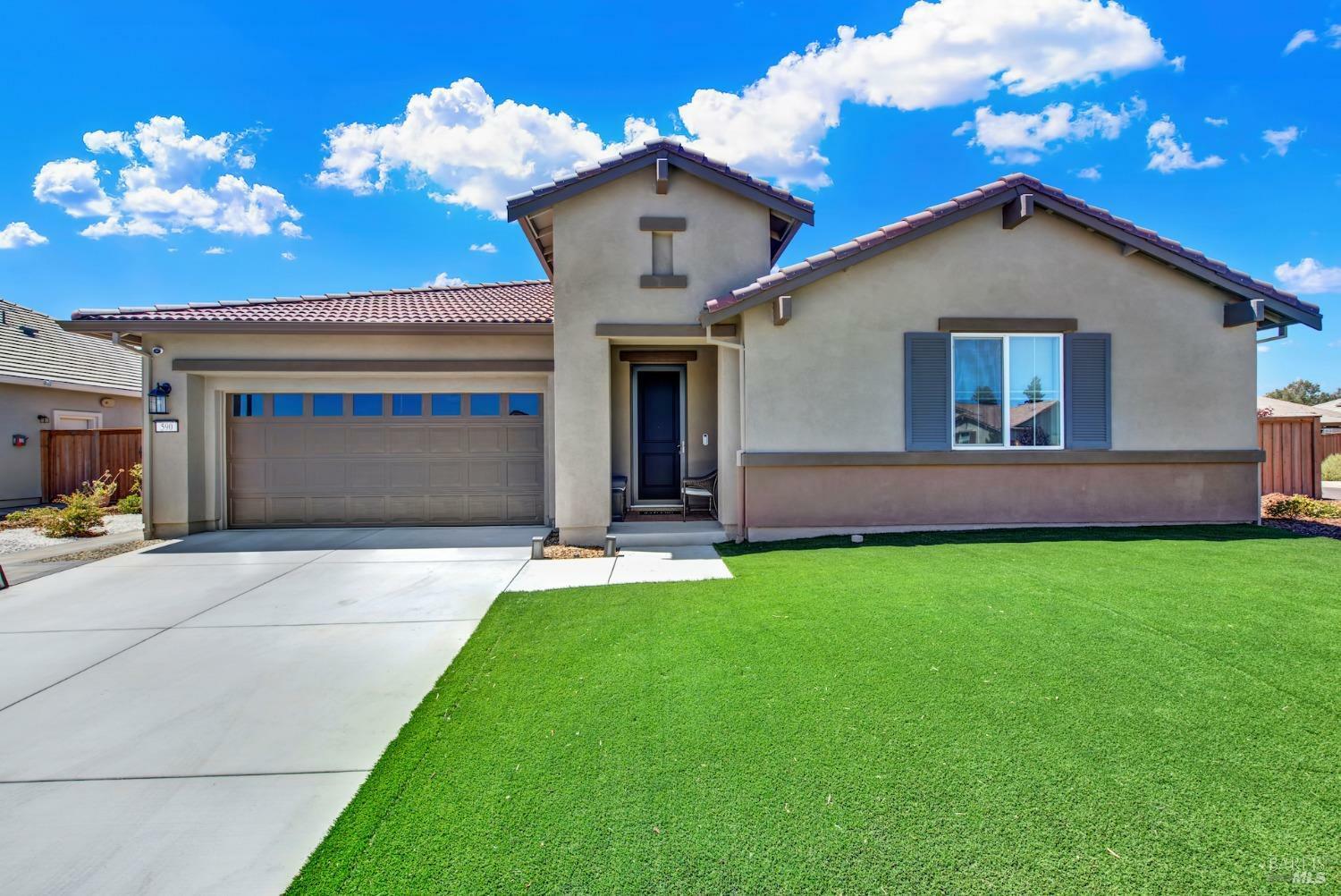 Property Photo:  590 Peony Court  CA 95620 