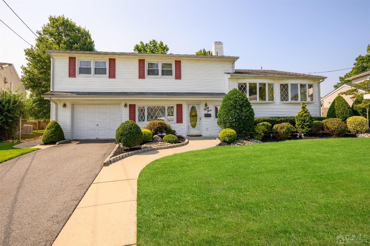 Property Photo: 33 Trafalgar Drive NJ 07067