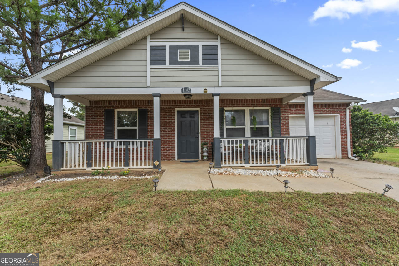 Property Photo:  1147 Dunivin Drive  GA 30238 