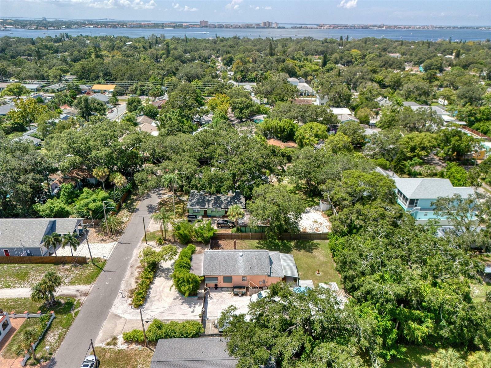 Property Photo:  2407 51st Street S  FL 33707 