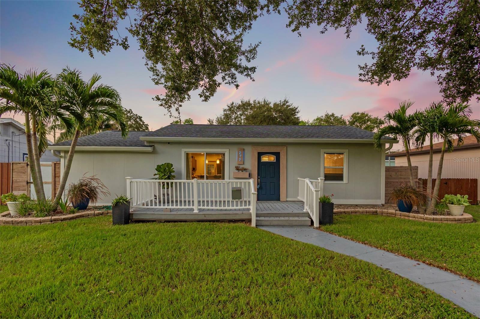 Property Photo: 272 39th Avenue NE FL 33703