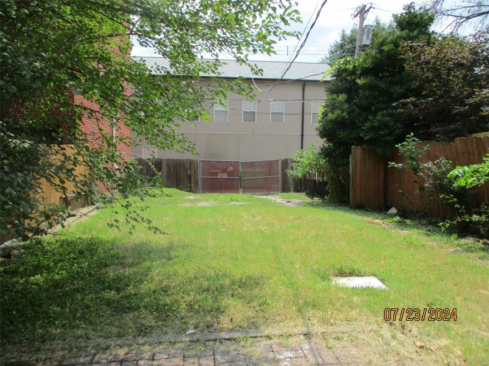 Property Photo:  2334 Menard Street  MO 63104 