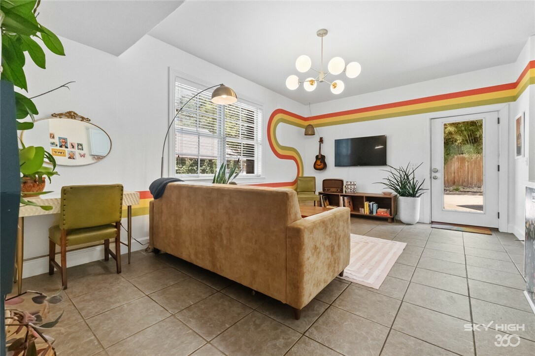 Property Photo: 204 N Shipley 103 AR 72701