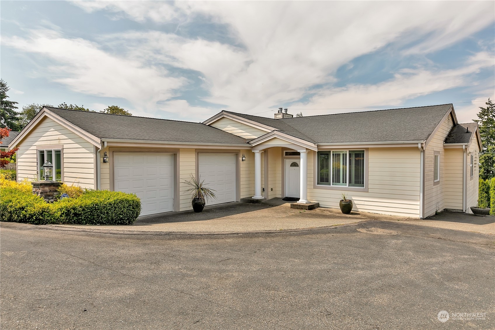 Property Photo:  1216 S Brookside Terrace  WA 98465 