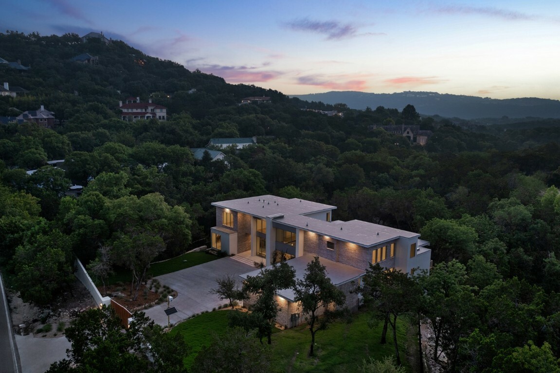 Property Photo:  2707 Toro Canyon Road  TX 78746 