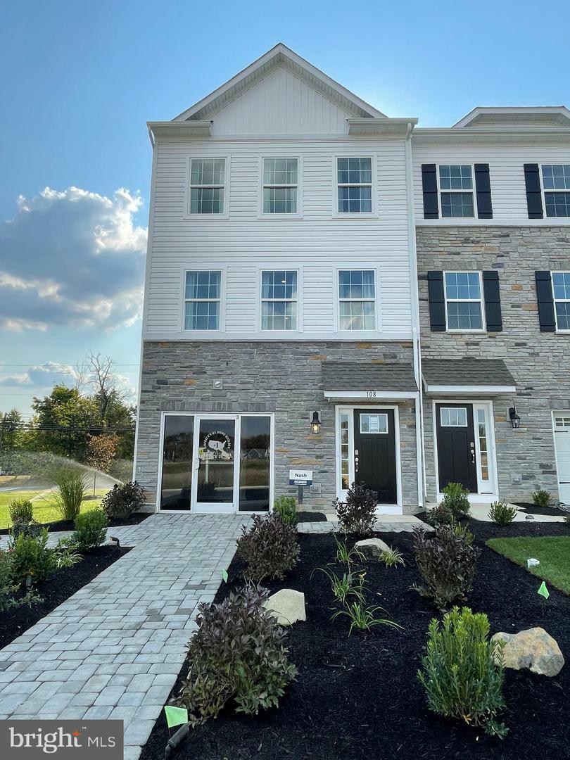 Property Photo:  118 Bell Court  PA 18960 