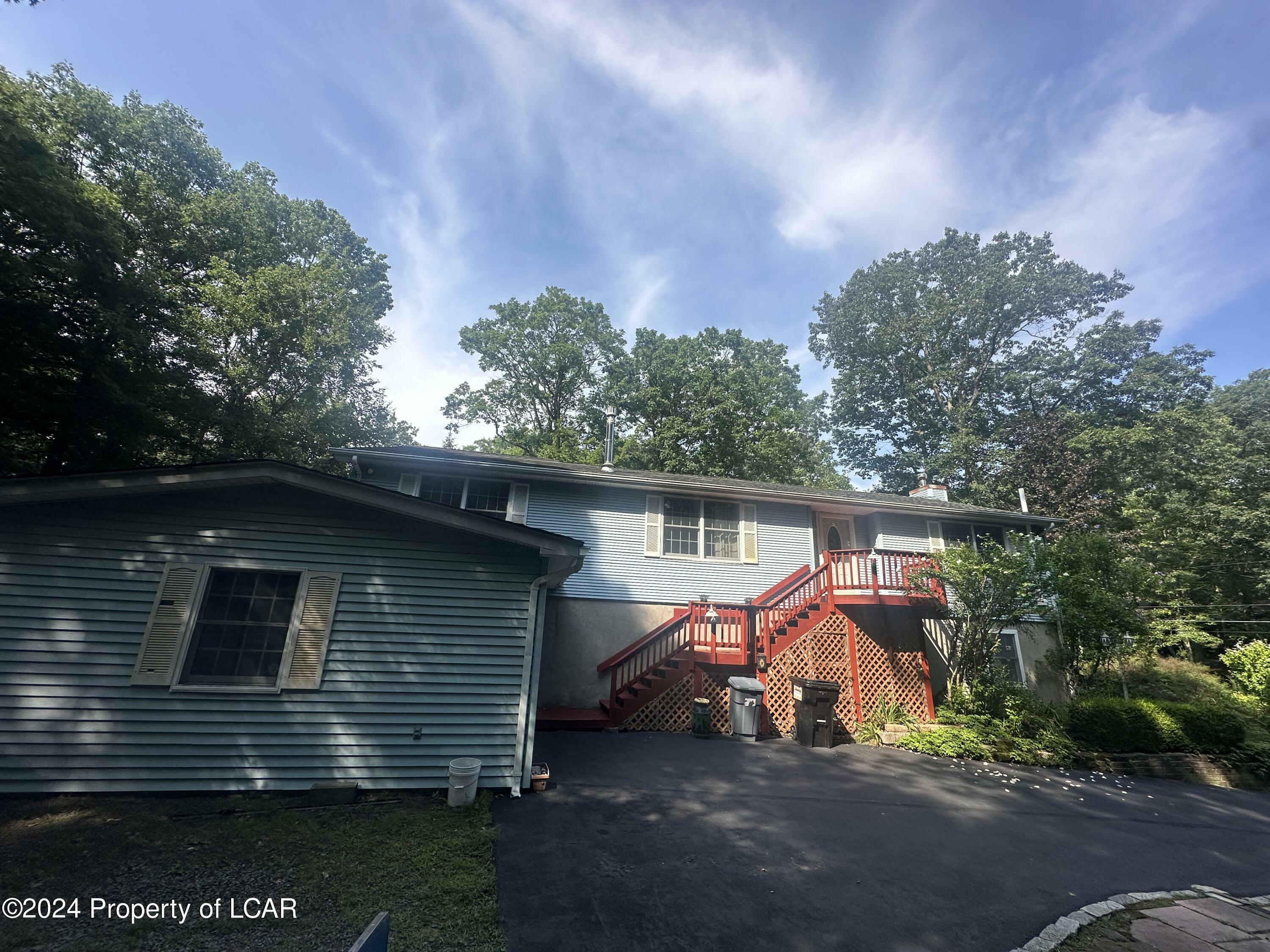 Property Photo:  124 Portage Lane  PA 18328 