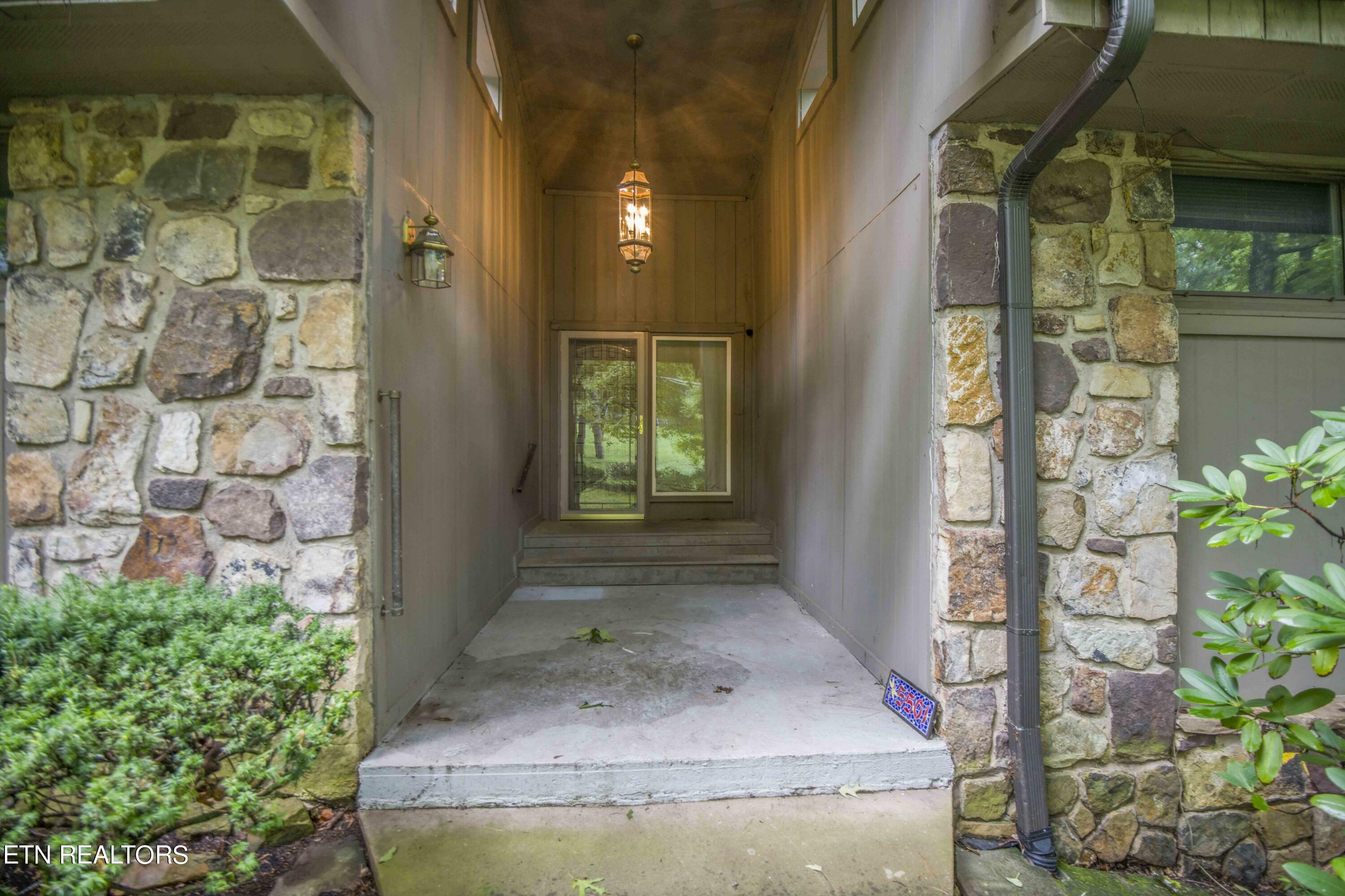 Property Photo:  5501 Glen Cove Drive  TN 37919 