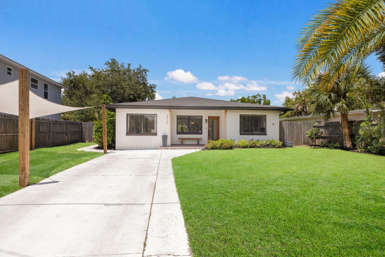 Property Photo:  4925 Remington Drive  FL 34234 